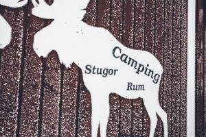 Skylt Camping Stugor Rum Kallsedet