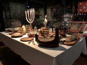 Historiskt julbord i Jamtlis samlingar Anne Adsten