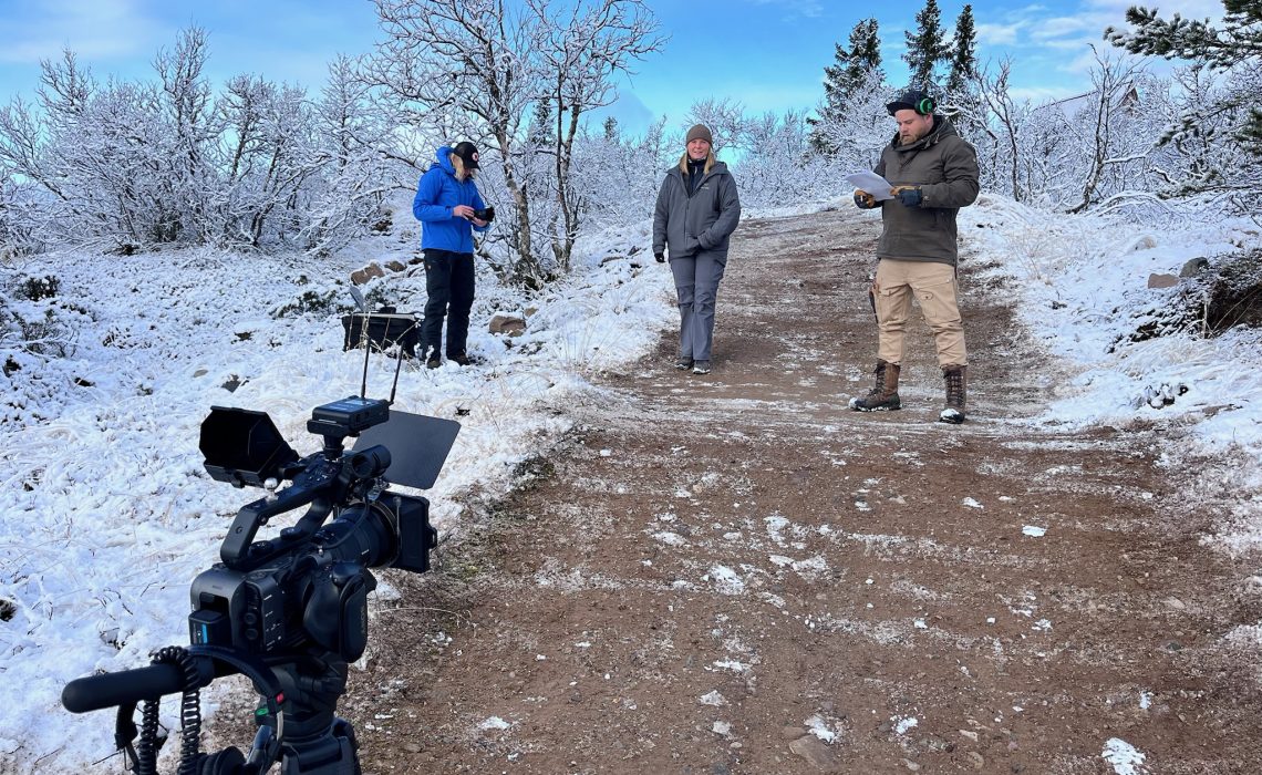 24BB46A6-897A-4025-940C-59A15185F205