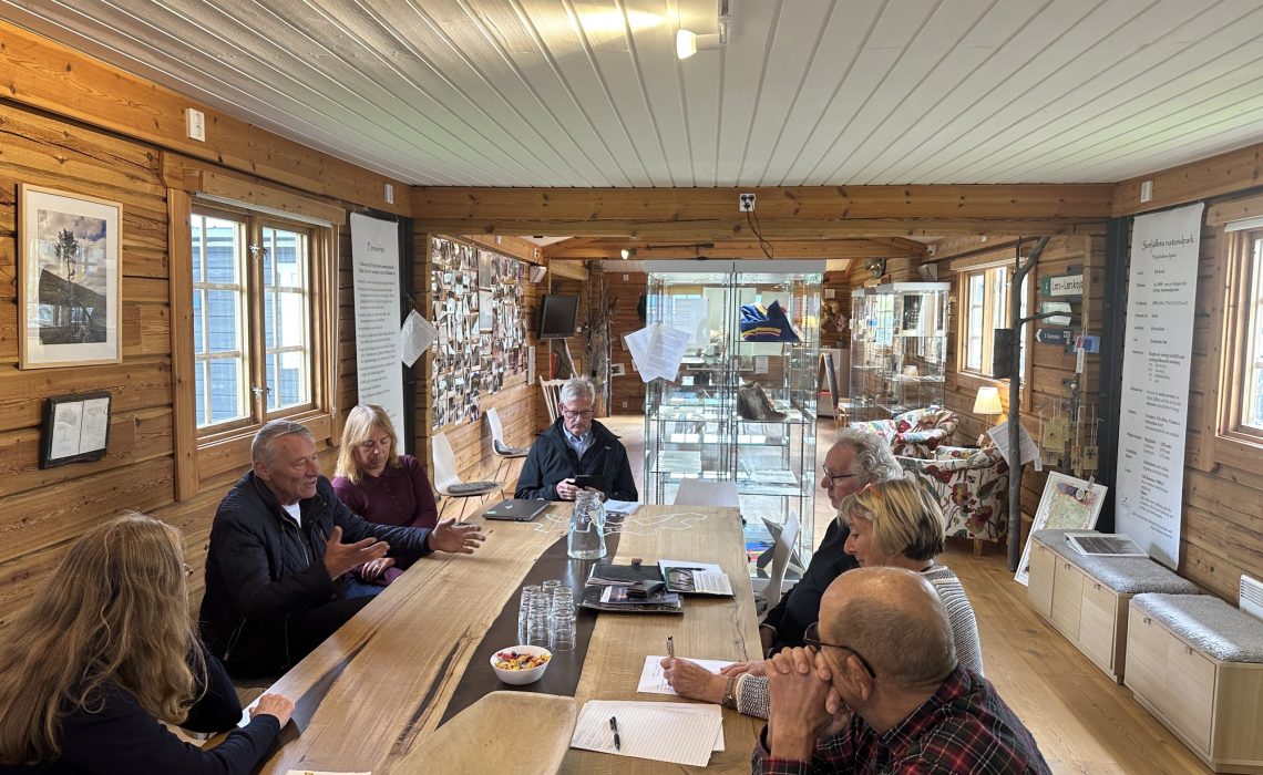 Grupparbete i Hede på campingdagen 1 okt 2025