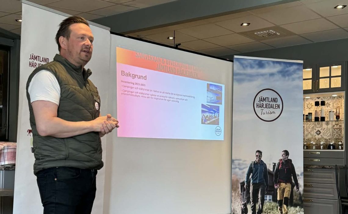 Projektledare Johan Ericson på campingdagen i Sveg 2026. Foto: Teres Gärdin, JHT