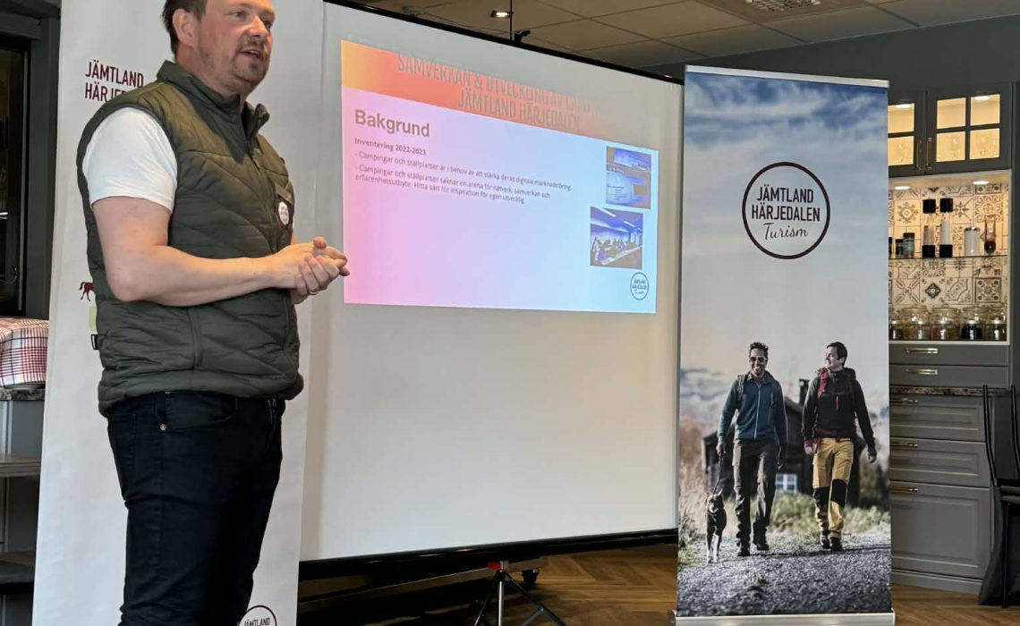 Projektledare Johan Ericson på campingdagen i Sveg 2026. Foto: Teres Gärdin, JHT